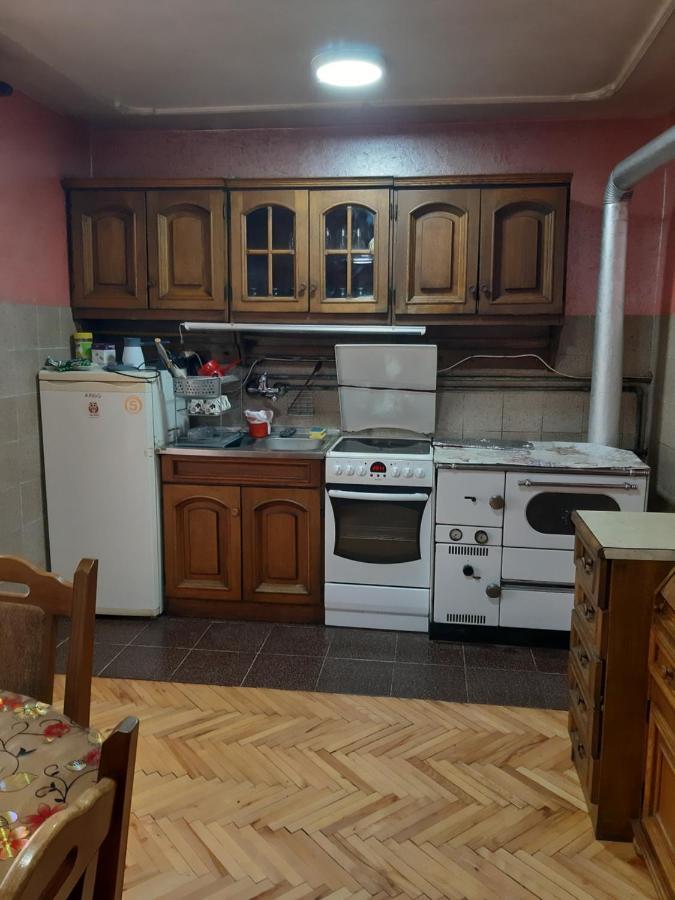 Vila Mir Pirot Buitenkant foto