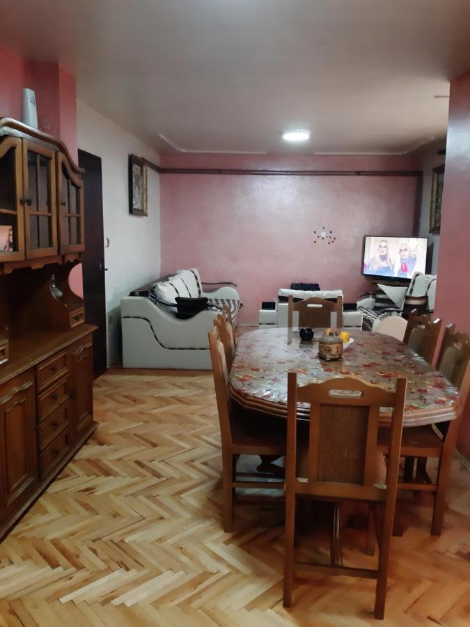 Vila Mir Pirot Buitenkant foto