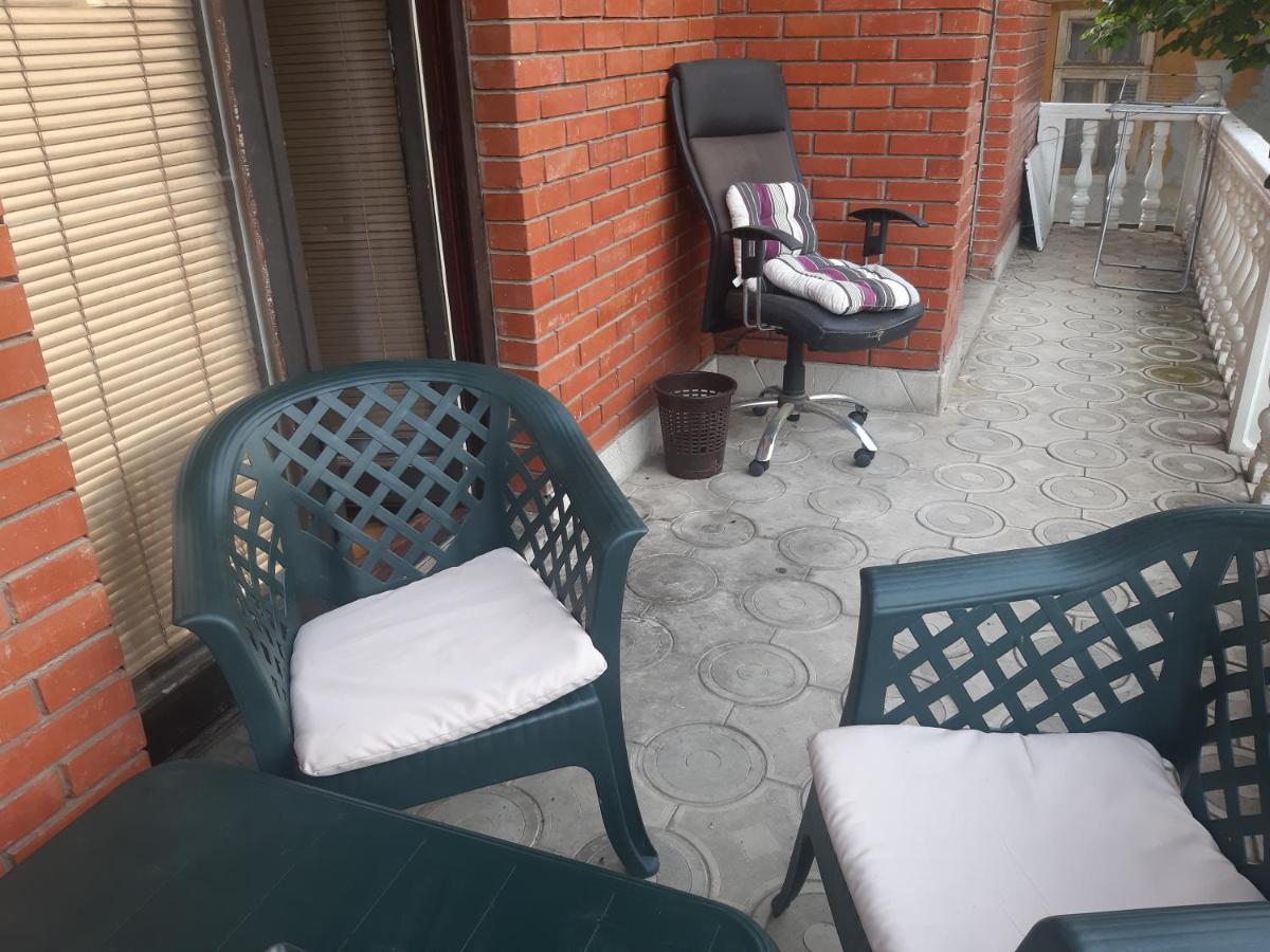 Vila Mir Pirot Buitenkant foto