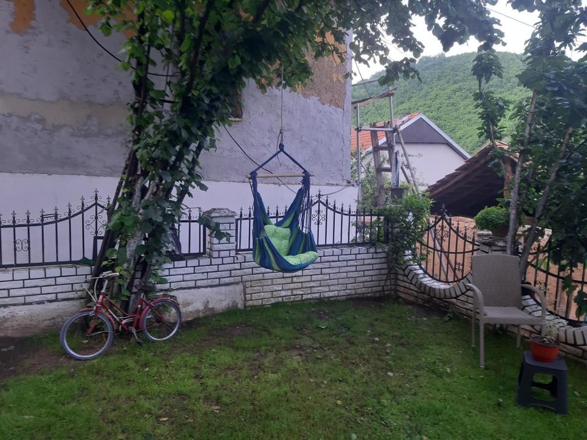 Vila Mir Pirot Buitenkant foto
